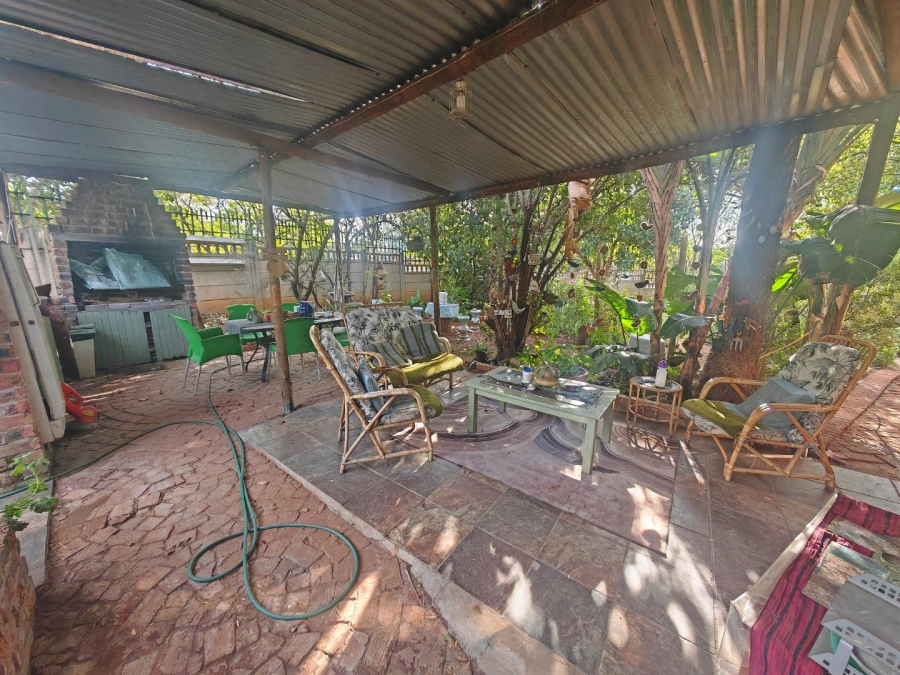 8 Bedroom Property for Sale in Fleurdal Free State